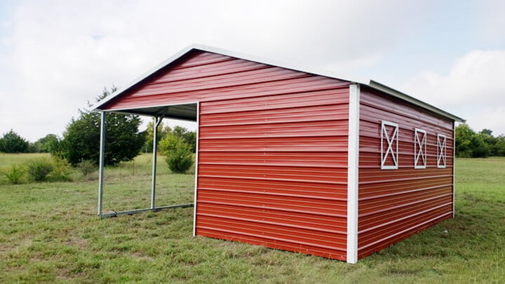 Vertical Roof Loafing Shed Barn